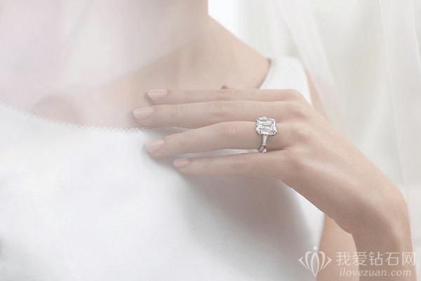 成婚钻戒品牌