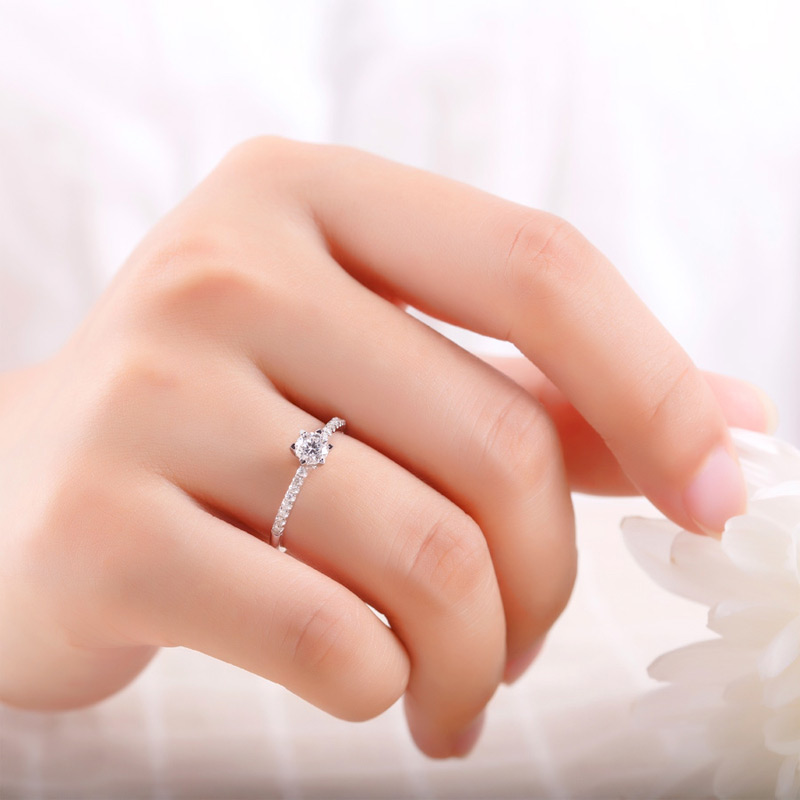甜美雪恋 简奢款/PT950铂金钻石女戒 30分/SI1净度/J色/GIA证书