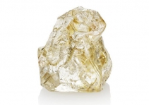 Alrosa 将一颗91.86ct钻石原石命名为「Kyndykan」