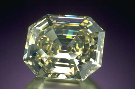 葡萄牙人”钻石(Portuguese Diamond)
