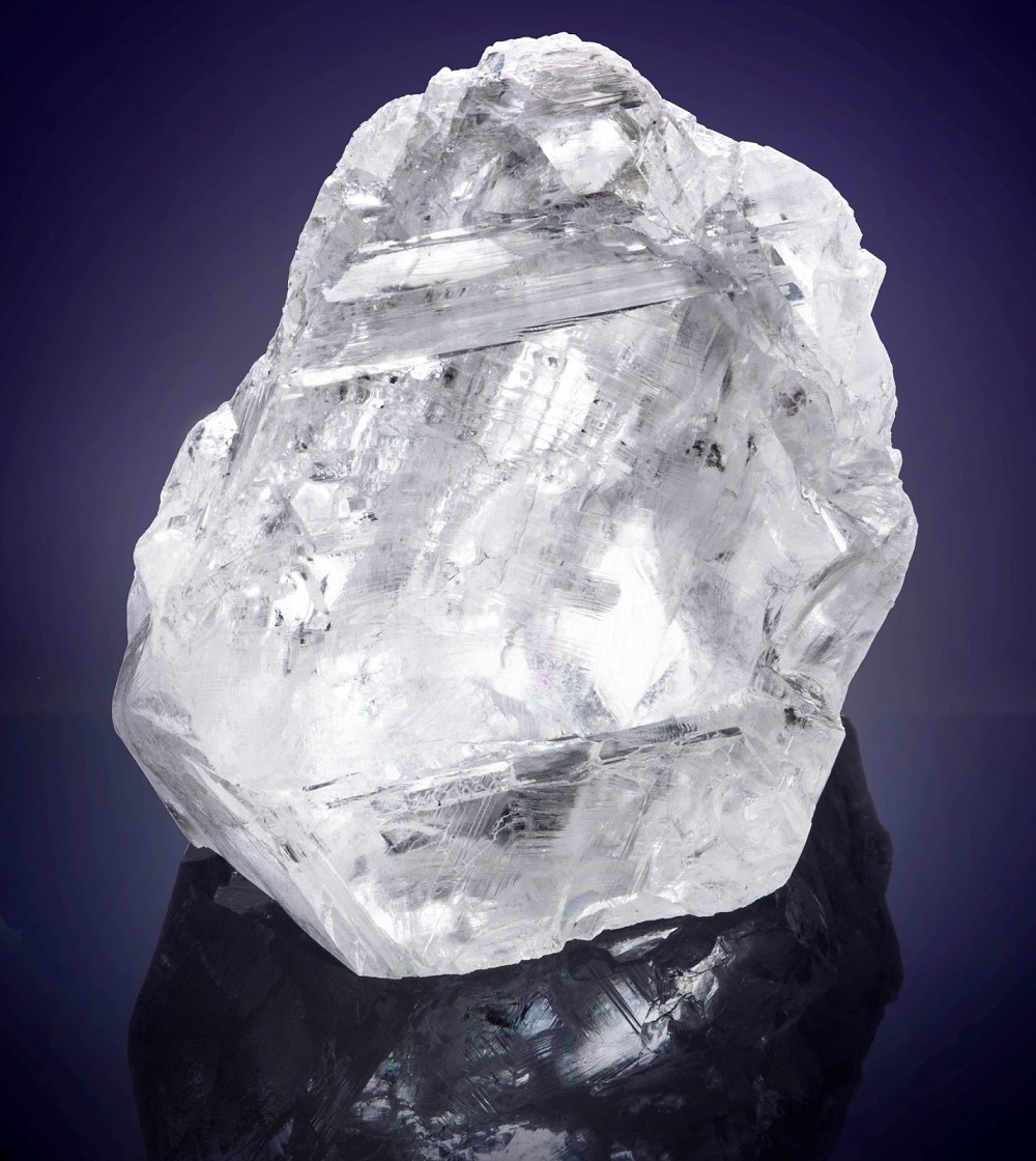 Graff格拉芙以5300万美圆购入1109ct“Lesedi La Rona”钻石
