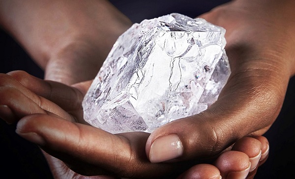 Graff格拉芙以5300万美圆购入1109ct“Lesedi La Rona”钻石