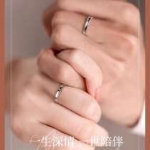  钻石婚戒和黄金婚戒哪一个好，钻石婚戒和黄金婚戒的区分是甚么？